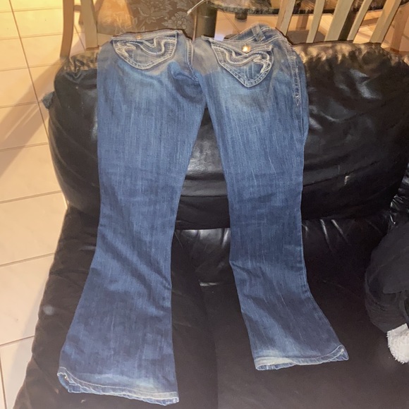 Urban Behaviour Wide Flare Blue Jeans! - Picture 5 of 7